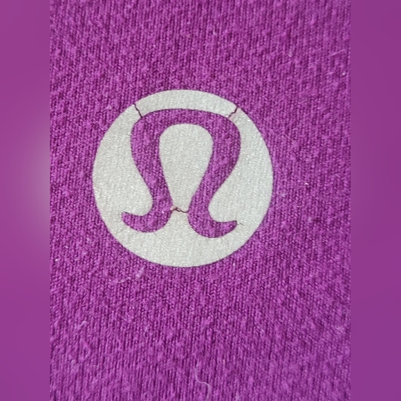 Purple lululemon jogger zip up - Picture 5 of 7